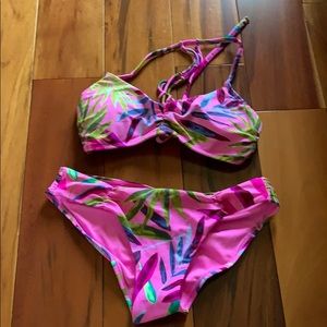 bathing suit set. top and bottom